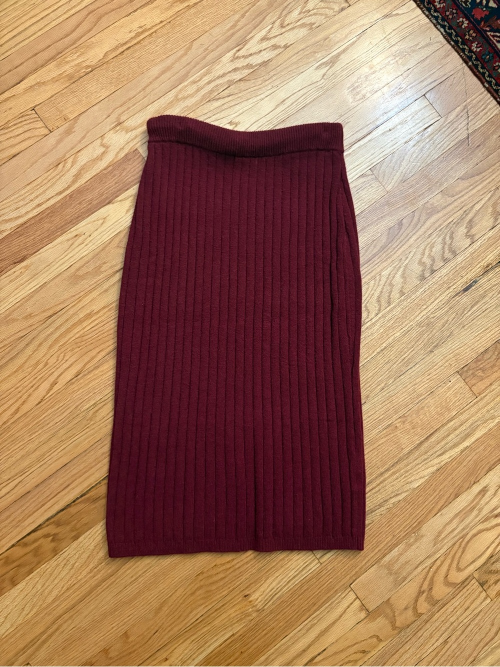Amazon Ribbed Pencil Midi Skirt - Wine